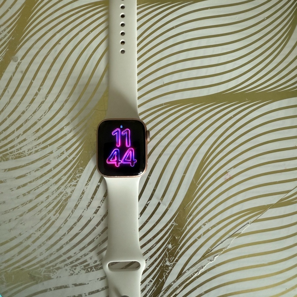 Apple Smartwatch with Cream Band